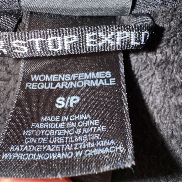 The North Face Women's Performance Fleece Size S/P - Picture 7 of 10